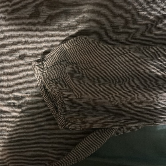 3X Westport long sleeve peasant embroidered crochet at neckline and sleeves.ties - Picture 10 of 13